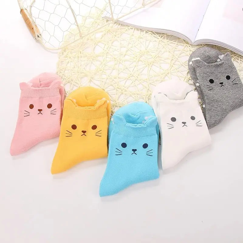 Lot de 5 paires de chaussettes pour femme aux motifs d'animaux mignons, en coton doux, légères et confortables